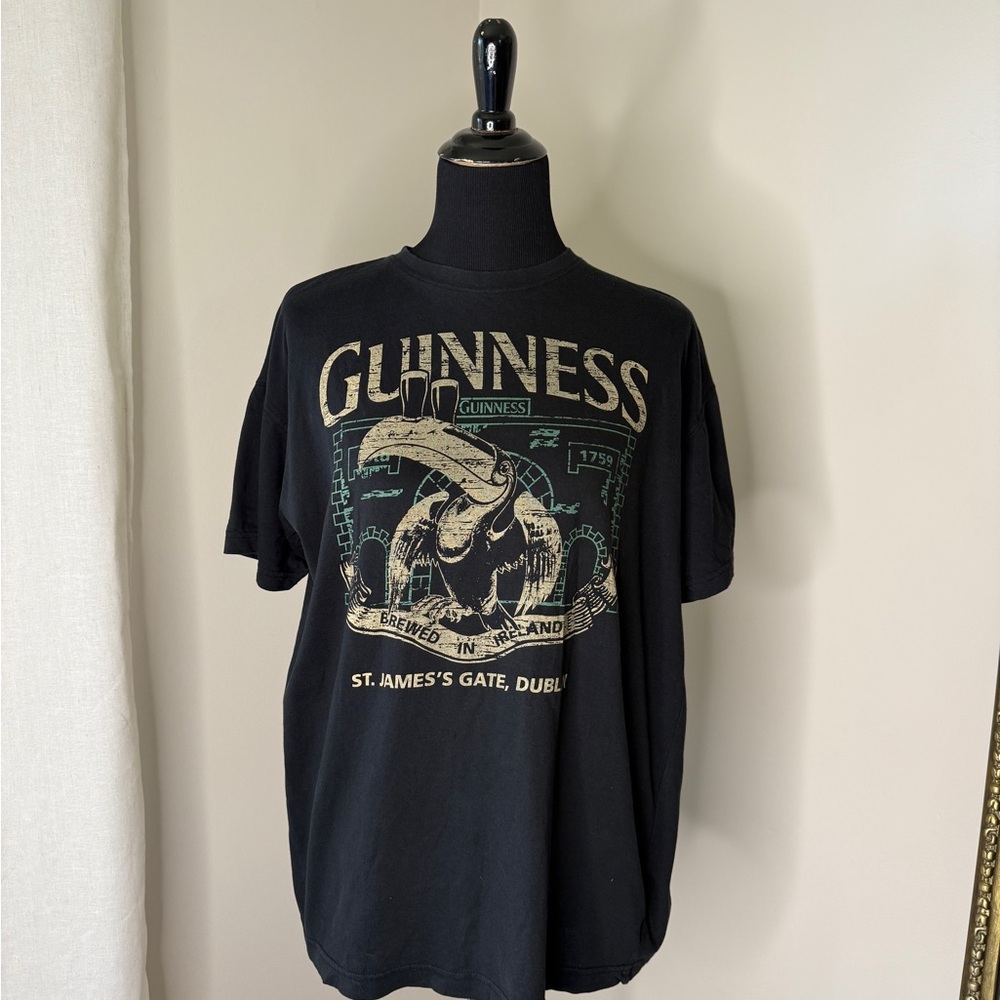 Guinness Black and Gold Graphic Tee